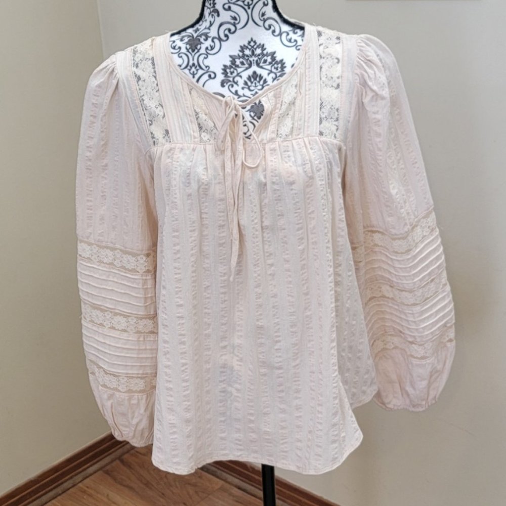 Carly Jean Los Angeles Cream Lace Peasant Blouse Size Small